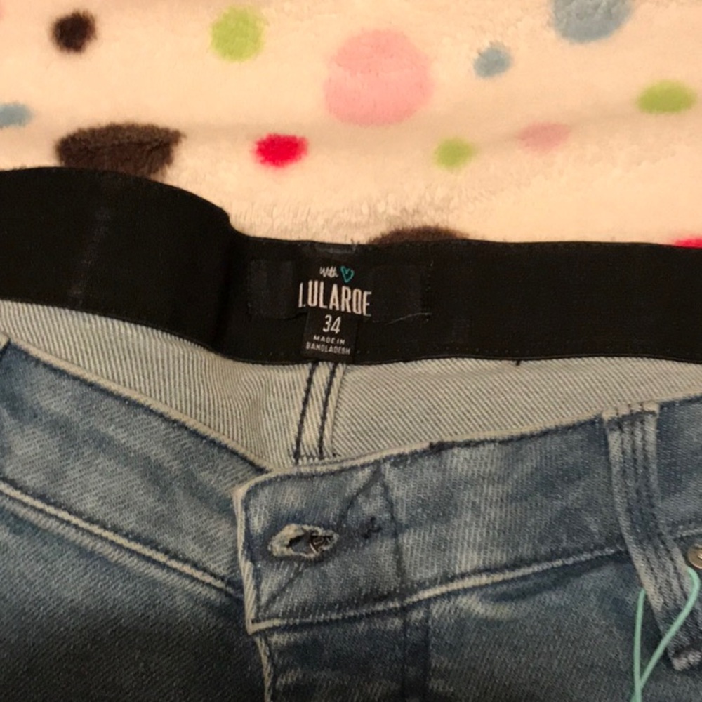 LuLaRoe Blue Denim Jeans Classic Style shorts